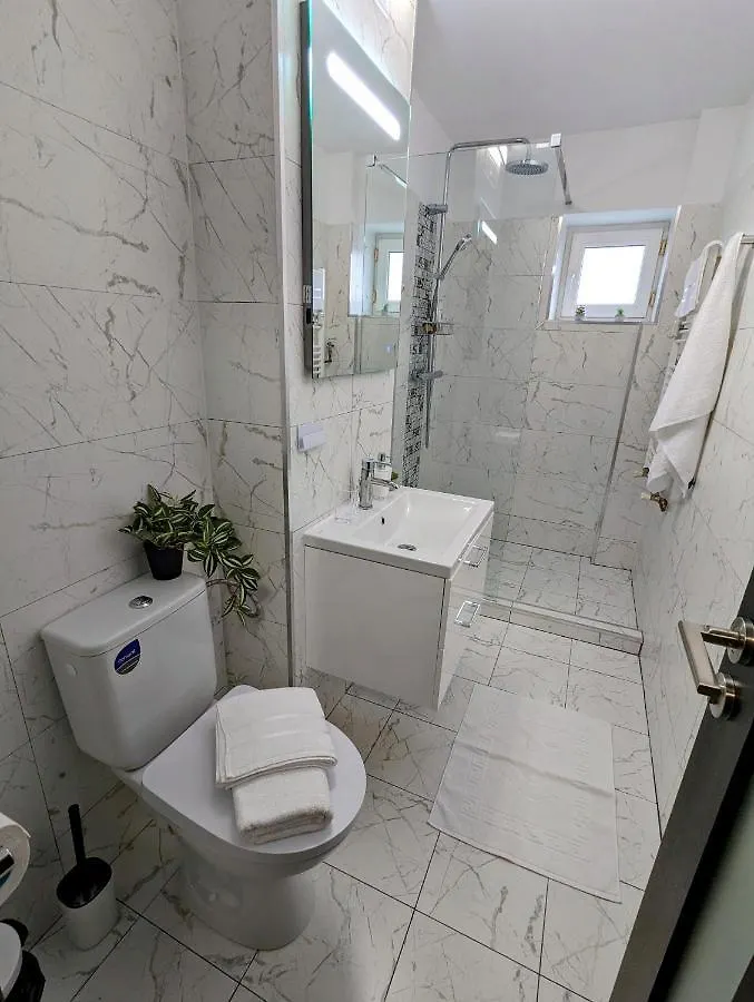 Sebastian Studio Apartment Bucharest Romania